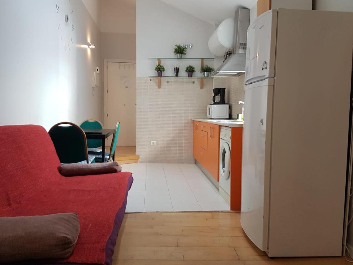 Estudios Cascorro Rastro Madrid Bagian luar foto
