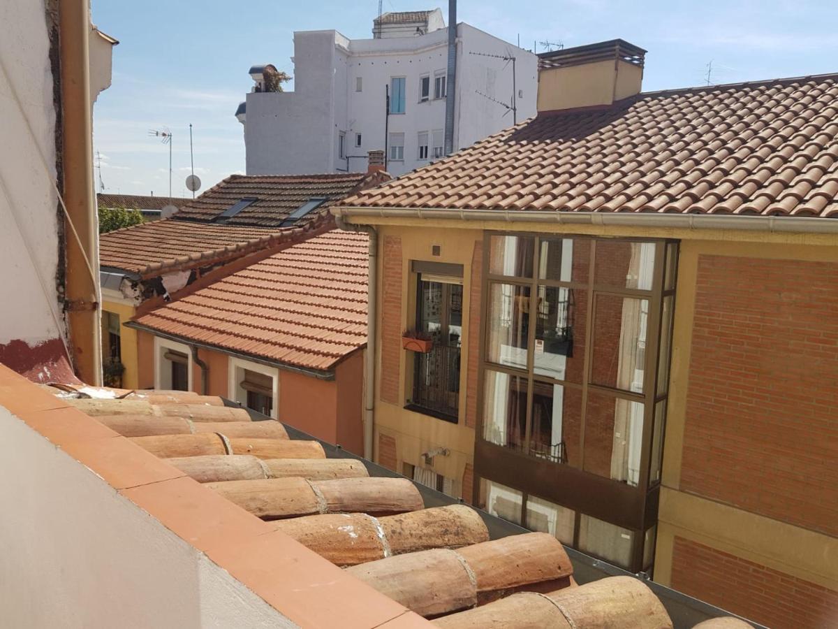 Estudios Cascorro Rastro Madrid Bagian luar foto